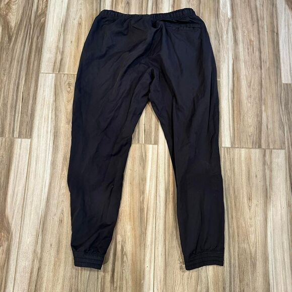 Nike Men's Black and Grey Joggers - Picture 2 of 3